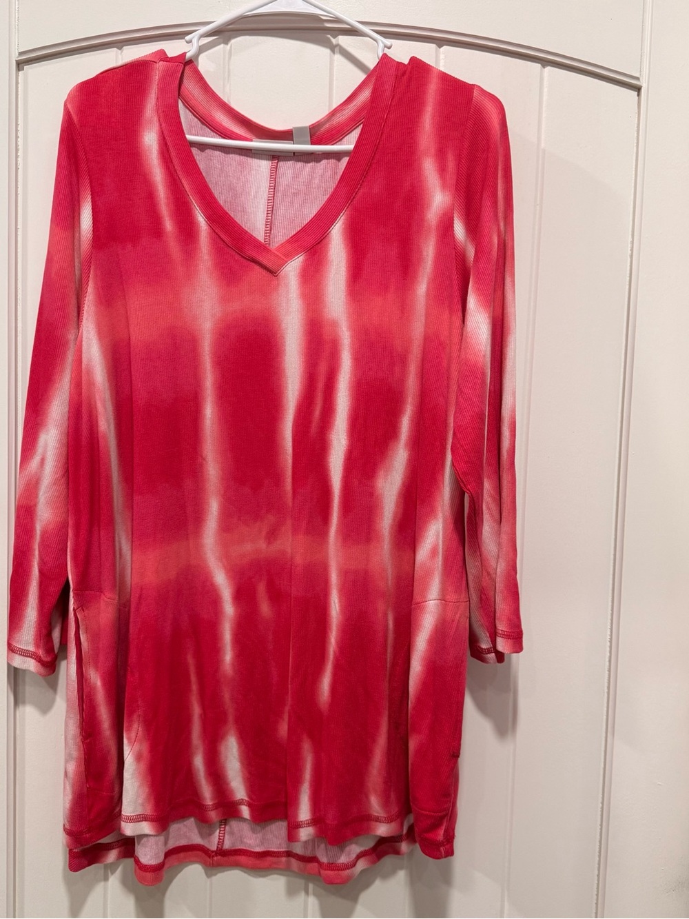 LOGO Women's V-Neck Tie-Dye Tunic Top - Coral Pink